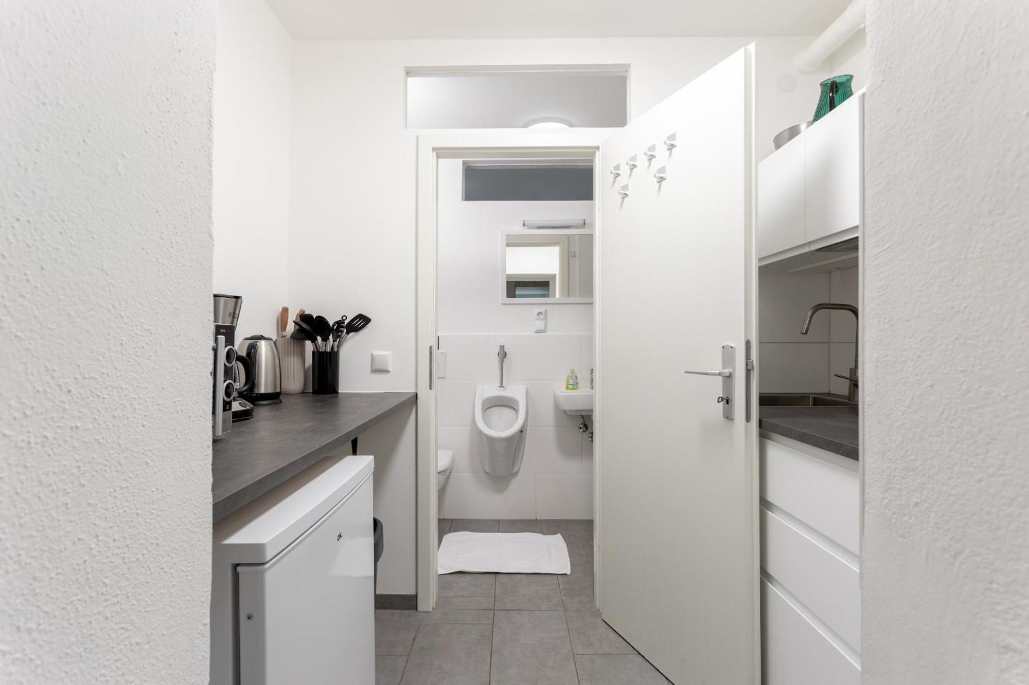 Global Living - Design Apartment I Central I Beamer I Kitchen I Terrace I Berlin Eksteriør billede