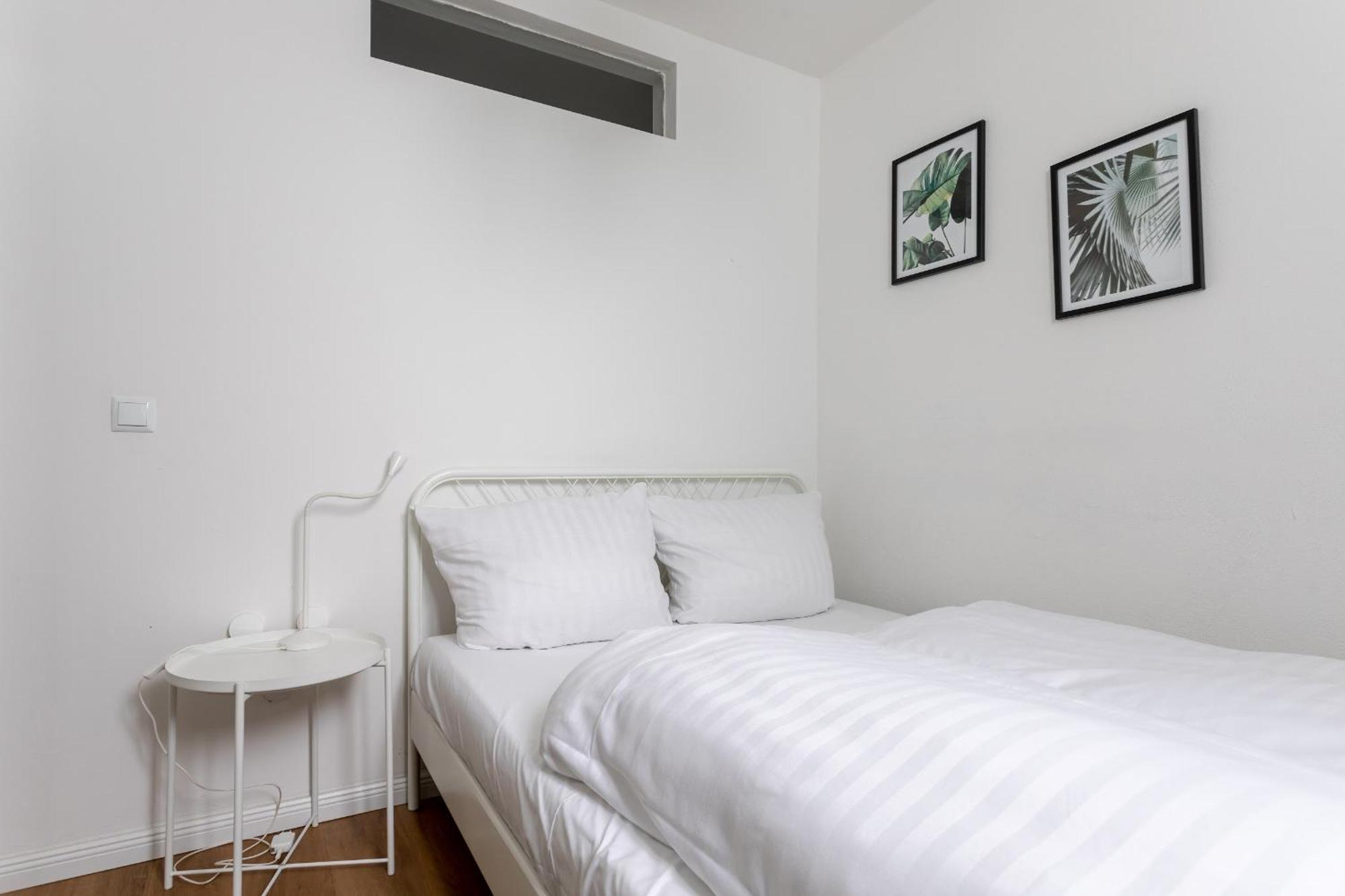 Global Living - Design Apartment I Central I Beamer I Kitchen I Terrace I Berlin Eksteriør billede